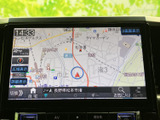 使いやすいナビゲーションシステムで、目的地までスムーズに案内します。快適なドライブをさらにサポートします。
