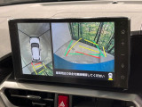【パノラミックビューモニター】専用のカメラにより、上から見下ろしたような視点で360度クルマの周囲を確認することができます☆死角部分も確認しやすく、狭い場所での切り返しや駐車もスムーズに行えます。