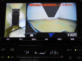 車両を上から見たような映像を映し出すパノラミックビューモニター付きです。
