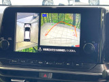 【アラウンドビューモニター】専用のカメラにより、上から見下ろしたような視点で360度クルマの周囲を確認することができます☆死角部分も確認しやすく、狭い場所での切り返しや駐車もスムーズに行えます。