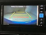 『バックモニター』を装備!駐車の際の、サポートツールとしてとっても便利!駐車が苦手な人、バックに自信がない人、だけでなく、皆さんに便利!でも、それだけに頼るのは危ないですね。