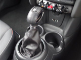 ◆全国納車可能です。納車方法及び費用につきましては、お気軽にコーディネーターまでご相談ください。遠方のご納車の際も我々がしっかりサポートさせて頂きます。お気軽にスタッフまでご相談下さい。