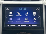 直感的なインターフェースで、快適なドライブをサポートします。必要な情報を簡単に見つけ、目的地設定もスムーズに行えます。