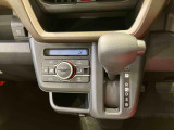 納車前にはプロのメカニックが、各部の点検を行います。ディーラーにしか出来ない品質、そしてサービスできっと満足していただけると思います!