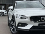 ◆ヘッドライト/VOLVOの代名詞ともいえるTシェイプのライトは、北欧神話のトールハンマーをイメージした意匠です