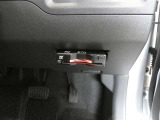 ETC車載器付きです。高速道路の料金所もスムーズに通過できます。※セットアップ費用は別途必要です。