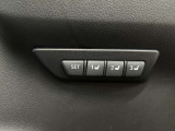【運転席ポジションメモリー付パワーシート】ワンタッチで記憶させていたシートの前後・リクライニングはもちろん、シートリフターも備えます☆快適なドライブをお楽しみ下さい♪