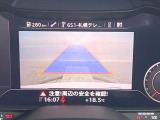 ●ガイドライン付きバックカメラ:不安な駐車もこれで安心!ガイドライン付きなので狭い箇所での駐車もラクラクです!