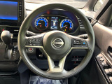 【ステアリングスイッチ】運転中、前方から目線をそらすことなく、オーディオ等の操作が可能な便利機能!安心&快適なドライブを演出してくれます♪