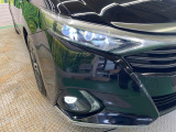 【LEDヘッドライト】悪天候や夜間走行時も良好な視界を確保し安心して運転できる高輝度LEDヘッドライトを装備!点灯速度が早く、消費電力も抑えられています。