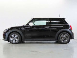 MINIオーナーのために設計されたオリジナルのMINI自動車保険がございます。車のことは全ておまかせください。