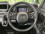 【純正革巻きステアリング】上質な革を使用することで、手にしっかり馴染みとても運転しやすいハンドルです♪