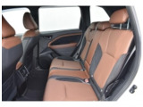 正規店として純正用品の取扱も御座います。納車前から車をアレンジできます。検索エンジンで「スバル アクセサリーカタログ」と検索してみてください。(一部取扱終了した用品もあります。ご了承下さい。)