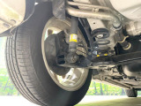 お車を安心してお乗りいただく為には、足回りの定期点検が欠かせません。サービスサポート(有償保証)では無料点検もご提供しており、安心のカーライフをお過ごしいただけるサポート体制が整っています。
