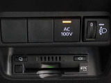 非常時やキャンプなどに役立つAC100Vコンセント付きです。ETCも装備してます。