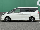 【左サイド】店舗にて現車の確認もいただけますので、お電話で在庫のご確認の上是非ご来店くださいませ!!!