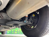 お車を安心してお乗りいただく為には、足回りの定期点検が欠かせません。サービスサポート(有償保証)では無料点検もご提供しており、安心のカーライフをお過ごしいただけるサポート体制が整っています。