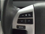 ステアリングスイッチ付!運転中も目線を動かす事無く音量等の操作可能!