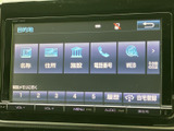 お気に入りの音楽やラジオを快適に楽しめるオーディオシステム。ドライブ中の移動時間をより豊かに演出します。心地よい空間を演出します。