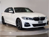 【BMWの伝統-2】時代を超える美しさ。磨き抜かれたエアロダイナミクスが瞳を奪う。一目で伝わるスポーティーなプロポーションは、BMWの走行性能を生み出すのに欠かせない要因の一つです。