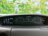 視認性の高いメーター類で、運転に必要な情報を的確に把握できます。運転に集中できる、シンプルで分かりやすいデザインです。