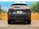 安心の最長10年・走行無制限保証(有償)をご用意。保証内容も充実はもちろん、無料点検&オイル交換や、年中無休の全国・24時間ロードサービスも付帯されておりますのでご安心下さい。