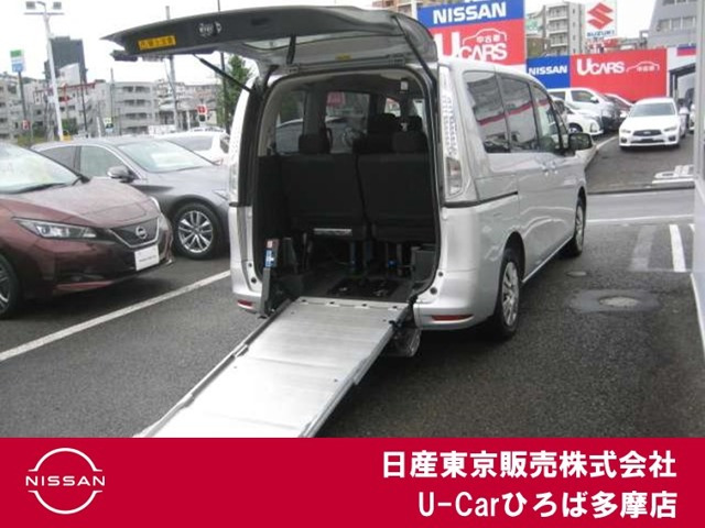 日産 セレナ 