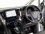 ★使いやすさや安全性を追求したステアリング周り!高級車ゆえにスイッチ類が多いのも特徴ですね!考え尽くされた配置ですぐに使いこなす事が出来ますのでご安心下さい!是非、体感してみて下さい!!