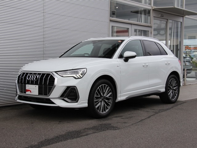 Q3 40 TDI クワトロ Sライン ディーゼル 4WD 
