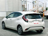 明るく広々、落ち着いた店内では、中古車のご検討・ご購入のほか、携帯電話(au)の購入等、様々なご相談に幅広く応えていきます♪
