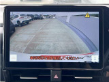 バックガイドモニターで、後方を確認しながら安心して駐車することができます。運転初心者も熟練者も必須の機能ですよ!