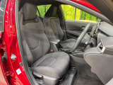 運転席シート廻りは使用感も少なく、良好な状態となっています。前オーナー様が丁寧に使っていたことがよくわかりますね。