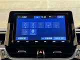 Bluetooth対応、CD/DVD再生機能付き。お好きな音楽を聴きながらのドライブは楽しいですよね〜♪