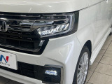 【シーケンシャルターンランプ付きLEDヘッドライト】人気の『流れるウィンカー』付きのLEDヘッドライトを装備♪高級感はもちろん、点灯時は存在感たっぷりで他車からも認識されやすく安心です。