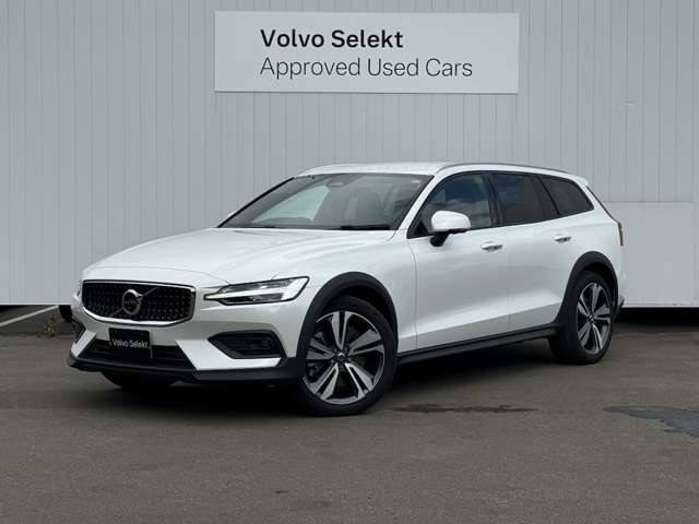 V60クロスカントリー ウルトラ B5 AWD 4WD 