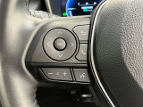 ナビゲーションに視線を移さず、ハンドルから手を離さず、運転に集中したまま手元でオーディオ操作できます♪