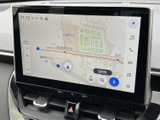 分かりやすい地図表示で、目的地へのナビゲーションをサポートします。スムーズな道案内で、快適なドライブを実現します。