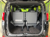【パワーバックドア】スマートキーや運転席のボタンを押すだけでリアゲートが自動で開閉します!荷物を持っている時や、高い位置にあるバックドアを閉める際に便利な機能です♪