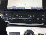 オートエアコンを装着しておりますので車内をお好みの快適な温度に保つことが可能です!