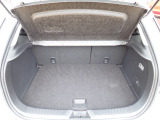 ◆定員乗車時のカーゴルームです。普段のお買い物の荷物やたくさんの収納が可能です。