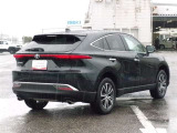 明るく広々、落ち着いた店内では、中古車のご検討・ご購入のほか、携帯電話(au)の購入等、様々なご相談に幅広く応えていきます♪