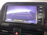 バックガイドモニターで、後方を確認しながら安心して駐車することができます。運転初心者も熟練者も必須の機能ですよ!