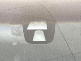 【シティブレーキアクティブシステム】低速走行中に前方の車両等を認識し、衝突しそうな時は警報とブレーキで衝突回避と被害軽減をアシスト。より安全にドライブをお楽しみいただけます。