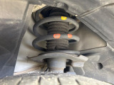お車を安心してお乗りいただく為には、足回りの定期点検が欠かせません。サービスサポート(有償保証)では無料点検もご提供しており、安心のカーライフをお過ごしいただけるサポート体制が整っています。