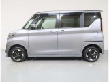 新車ショールーム・サービス工場併設の店舗ですので、ご購入後の保証やアフターサービスの面もOKです。