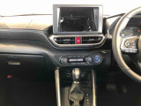 温度を設定すれば、自動で車内の温度管理をしてくれる優れものです♪ATミッションで運転楽々