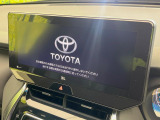 【12.3インチワイドナビ】高級感とインパクトのある大型ワイドナビを装備。各種オーディオ操作はもちろん、横長ワイド画面でのマップ2分割表示など、利便性も高いナビです♪