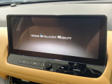 【12.3型メーカー純正ナビ】インテリアに溶け込むスタイリッシュな「専用設計」メーカーナビを装備♪視認性や操作性など基本性能にも優れ、より上質なカーライフをお楽しみいただけます。