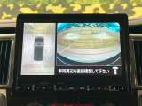 【マルチアラウンドモニター】専用のカメラにより、上から見下ろしたような視点で360度クルマの周囲を確認することができます☆死角部分も確認しやすく、狭い場所での切り返しや駐車もスムーズに行えます。