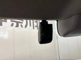 純正のドライブレコーダーを装備!!万が一の時にはしっかりと映像が残ります!煽り運転や事故が多いこのご時世。安心の為には着いていて欲しいオプション装備ですね♪